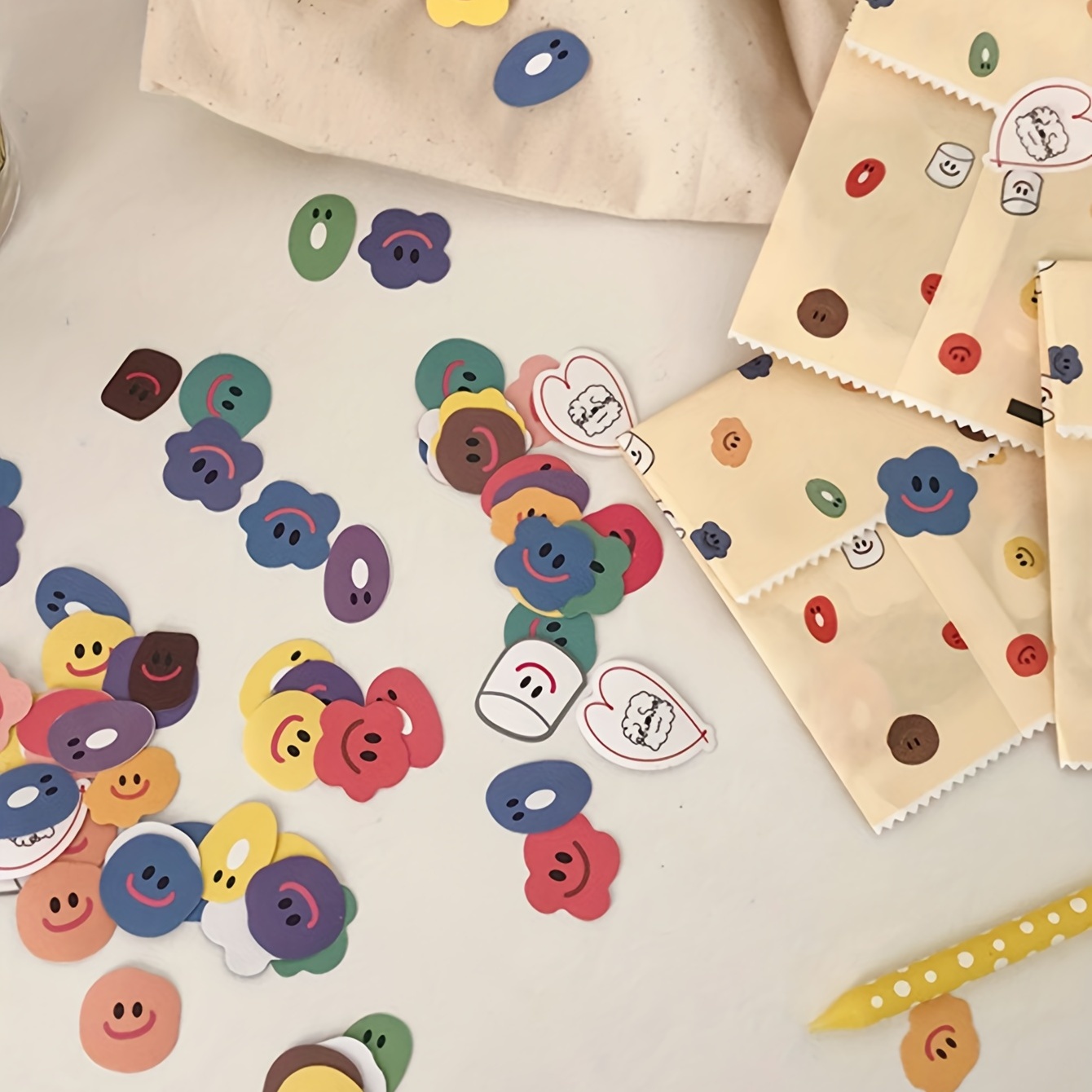 110 adet Tek Paket Anime Karik - Sticker Sheet Set incelemesi ve fiyatı